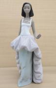 DAMA COLOR CON MELENA|LLADRO