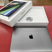 MACBOOK PRO|APPLE